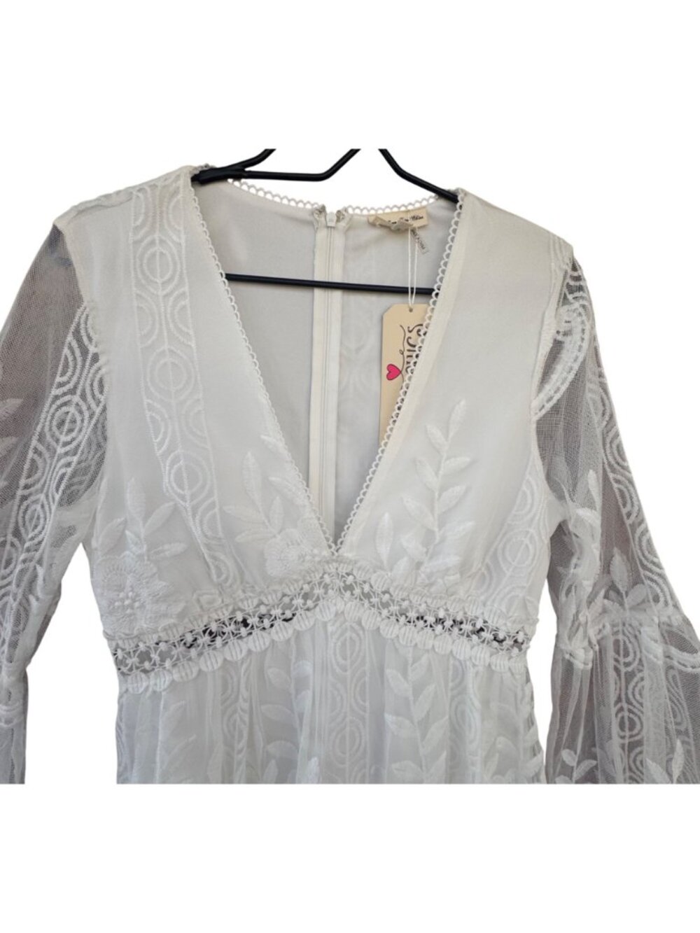 Southern Fried Chics Medium White Lace V-Neck Dress Bell Sleeves & Embroidered - Picture 4 of 14